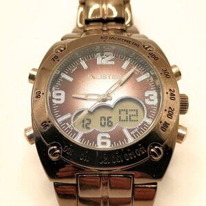 Unlisted Men's Quartz Wristwatch Analog Dials with Digital Month/Day/Second